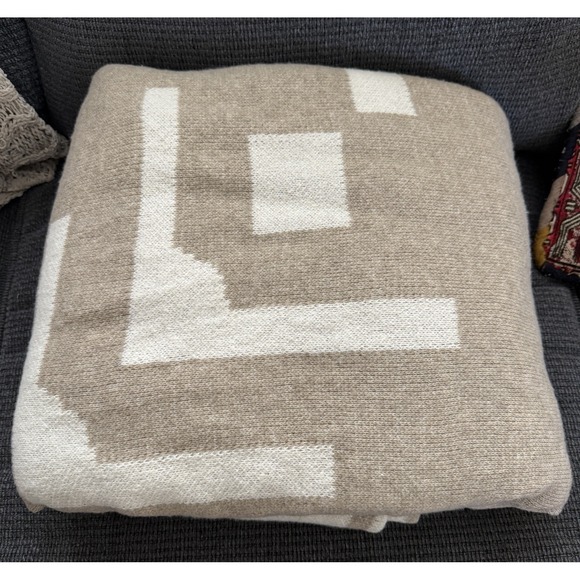 Pottery Barn Apres Ski Blanket 96"X92" Snow Winter/ Cabin Mountain Home Lodge - Picture 2 of 6